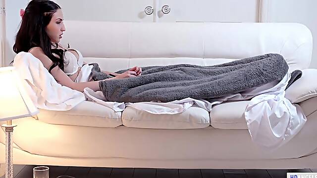 Strict Mommy Cant Seperate The Young Lesbo Lovers