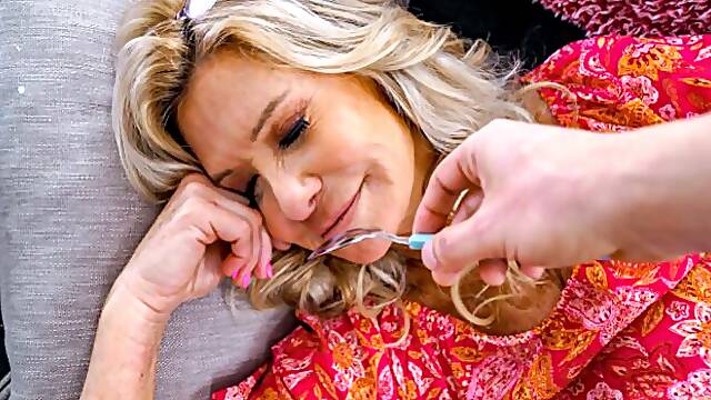 Mystery Nicky Rebel at facial porn
