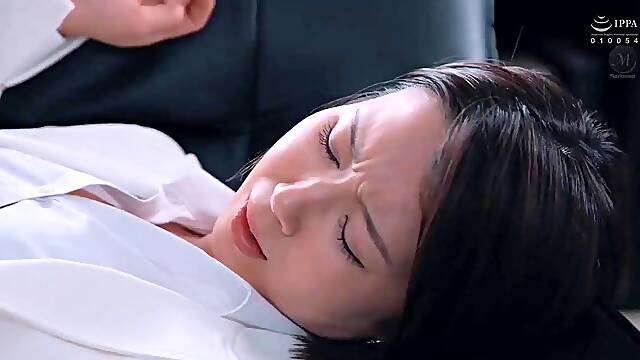 Mature Mistress Secretary Yuuki Kanoha Delivers Sweaty Kisses and Creampie to Her Boss Deep in the President