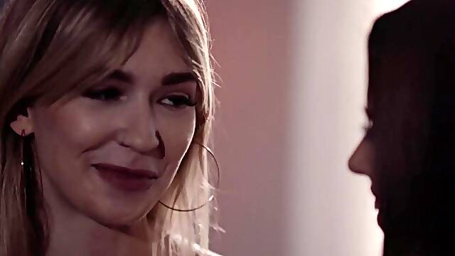 Brunette lesbian Jill Kassidy licked hairy pussy in a passionate lovemaking with Mackenzie Moss