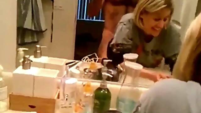 COUGAR Takes It Up Her Booty