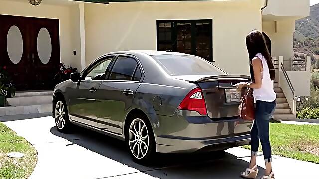 Dillion Harper and Ariella Ferrera in Lesbian Sex For Breakfast