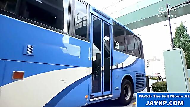 Hot Asian MILF On The Public Bus, Japanese JAV