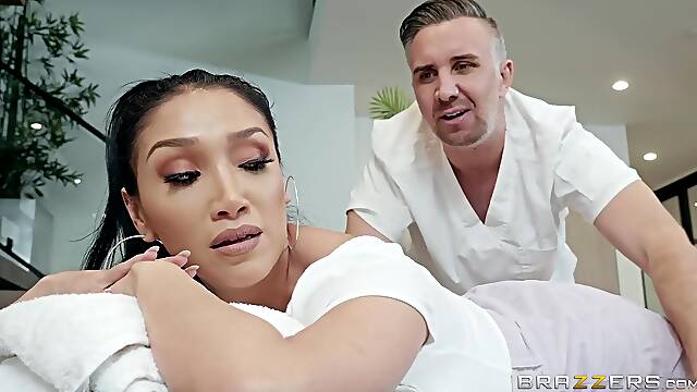 Vicki Chase asian cougar breathtaking xxx video