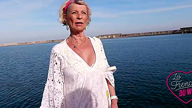 Eva, 70 year old cougar who likes to be banged