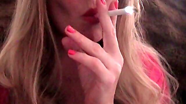 AMSR: Smoking allurement - Keep a cougar company satisfy?