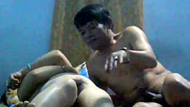 Nhng lan ben anh