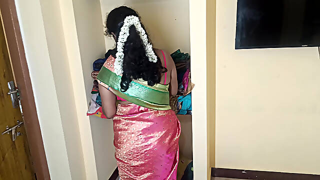 Housewife saree show