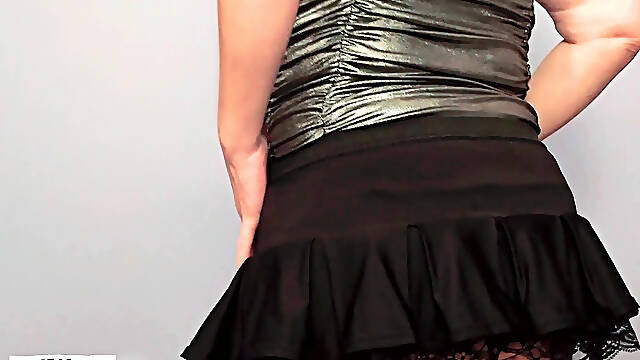 Your MILF Girlfriend in Fishnets, you Know Where This Goes