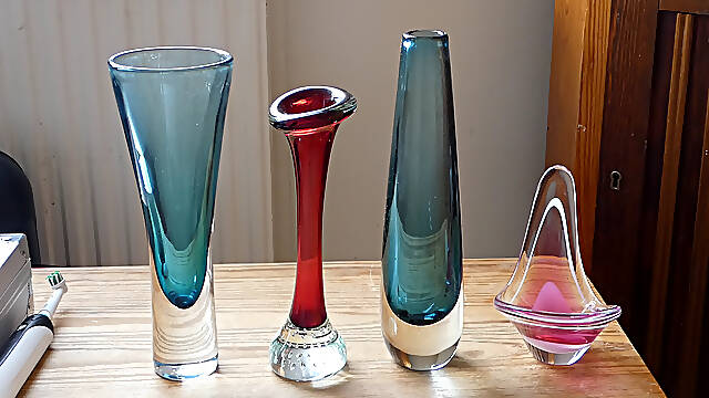 I am enjoying Swedish vintage art glass, part 1