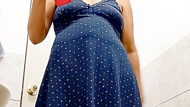 MATURE WITH CUTE SLIM BUTT, SHOWS OFF HER BEAUTIFUL HAIRY PUSSY