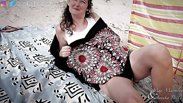 In Secret at the Beach She Wanted to Make Out & I Fulfilled Her Wish