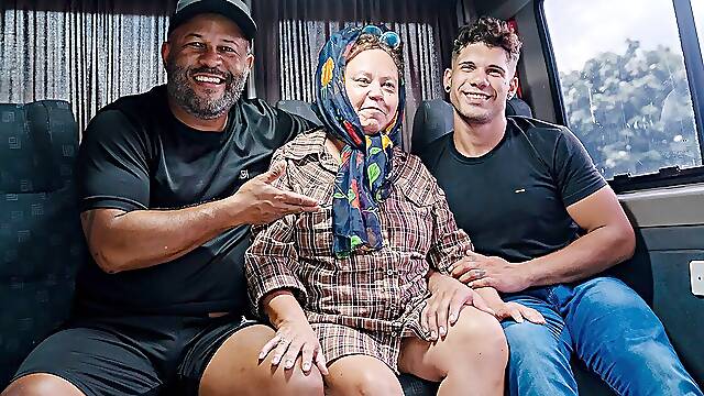 Ugly BBW Mature Gets First Time DP Fucked in My Van