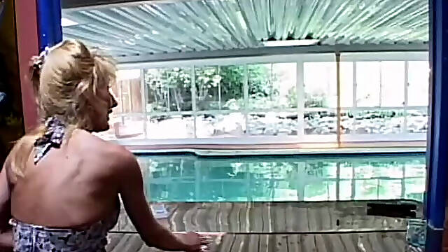 Cougar, MILF and Granny Challenge in Usa - Vol (11) -